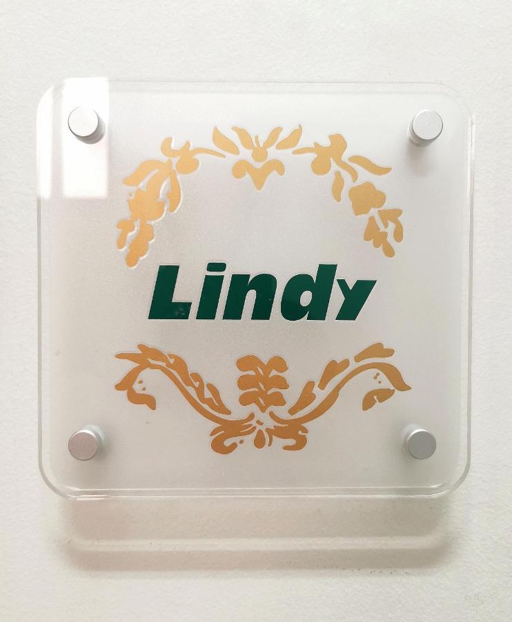 Lindy V Apartment Athens Exterior photo